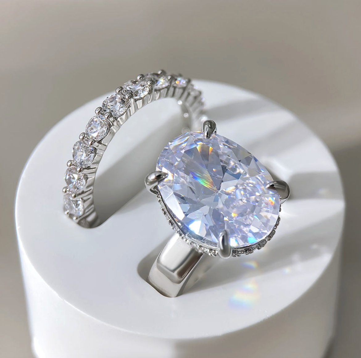 Luxury 18K Gold-Plated Oval Zircon Stack Ring for Women